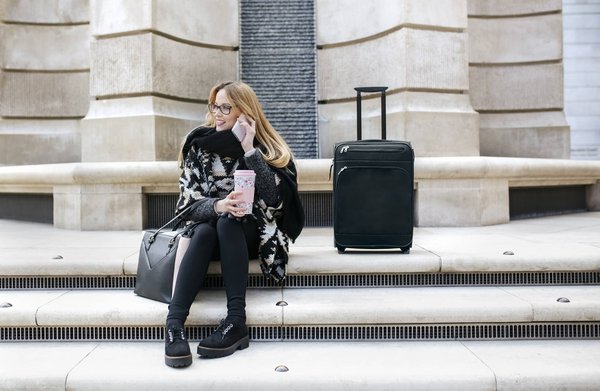 How Can Smart Luggage Systems Improve Security and Efficiency in Air Travel?